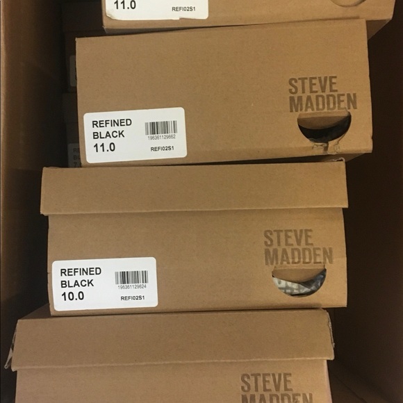 COPY - Steve Madden Refined Wedge - Picture 2 of 3